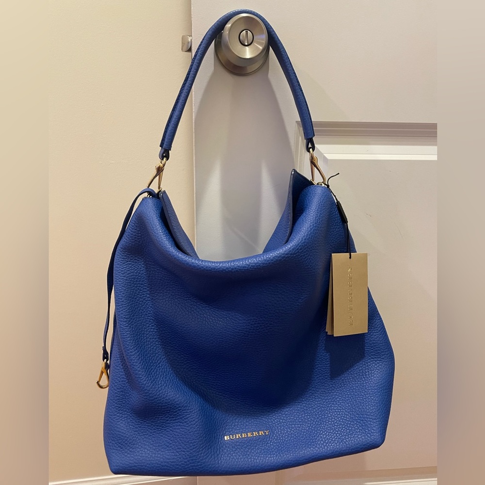 NWT Burberry London Grainy Leather Medium Cale Hobo Tote Bag - 💯 Authentic